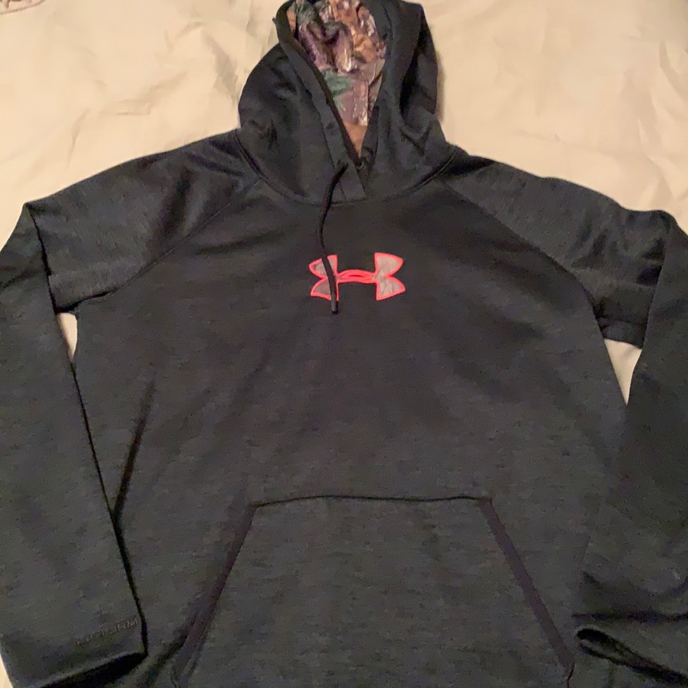 Under armor Cold Gear sweatshirt